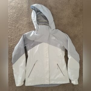 The North Face Women's Gray and White Jacket